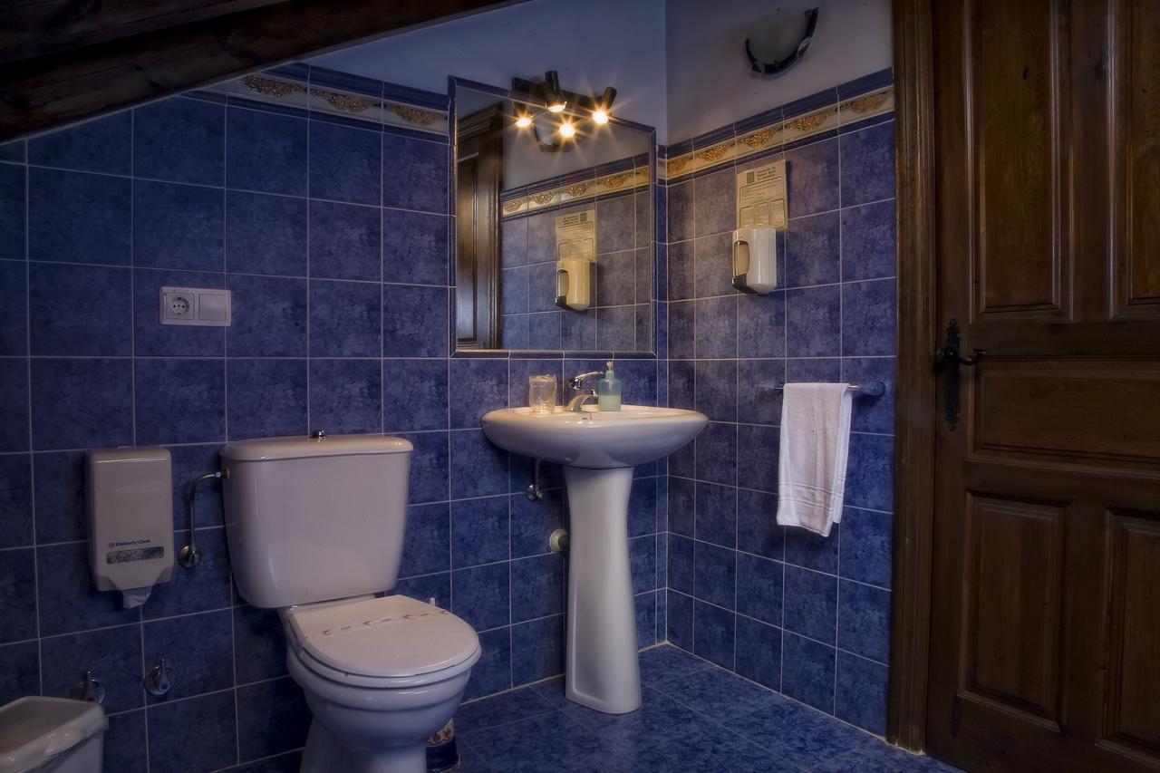 Trisileja En Puente Romano Toñanes Zewnętrze zdjęcie